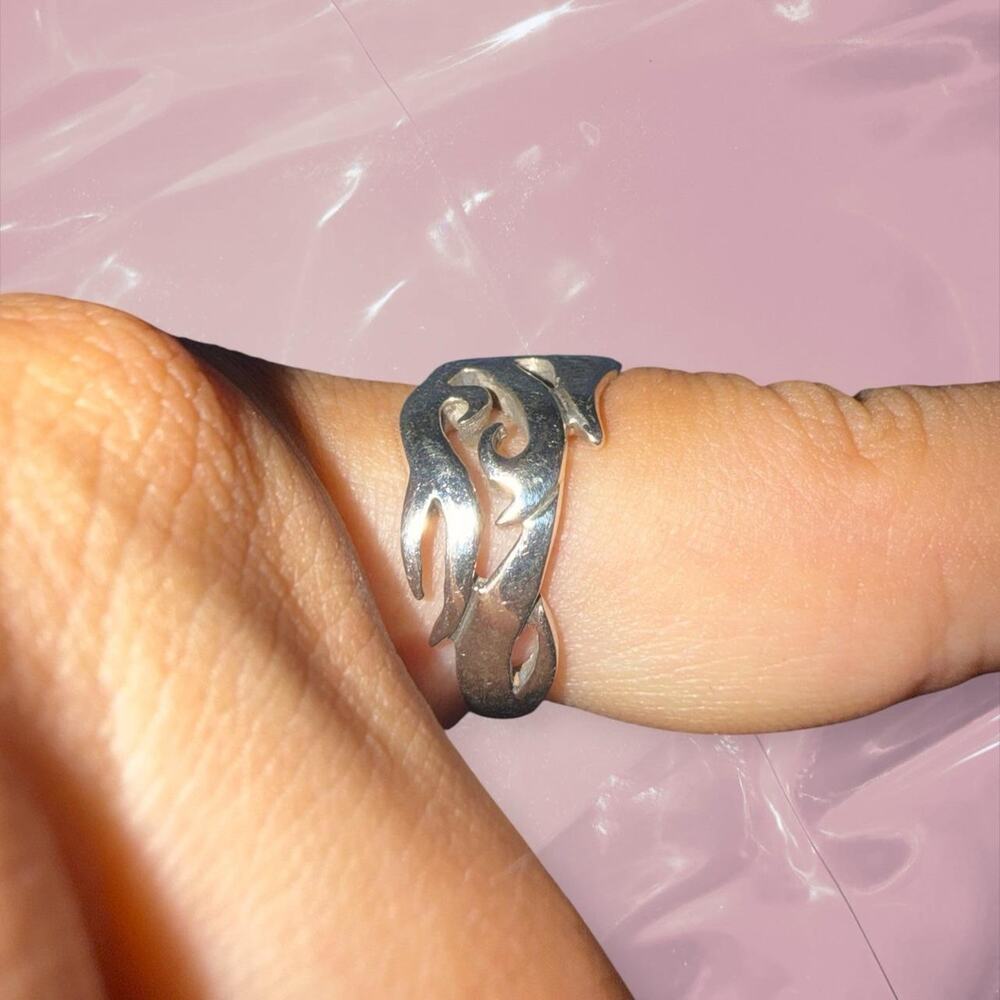 Vintage Y2K Grunge Goth Cyber Tribal 925 Sterling Silver Ring Size 5